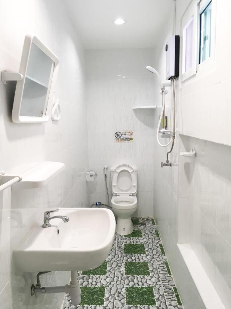 Rawai Studio Apartments By Psa Экстерьер фото